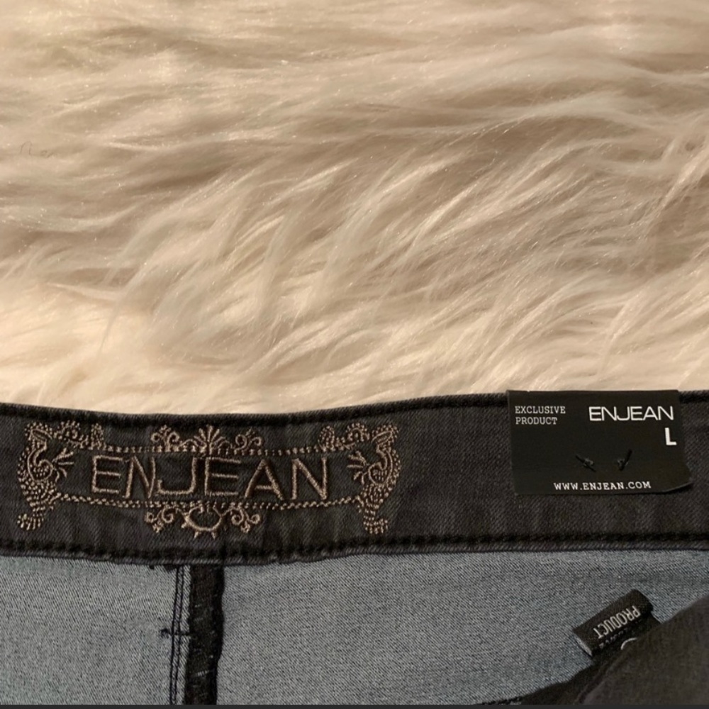 NWT ENJEAN Denim Fit Mid rise Short Shorts Size L - Picture 4 of 8